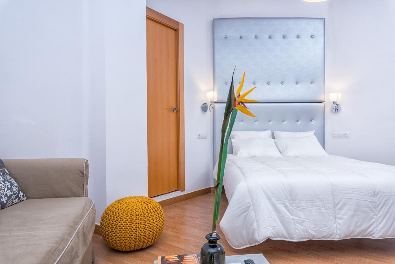 Apartamentos Bolsa Larios Malaga Exterior photo