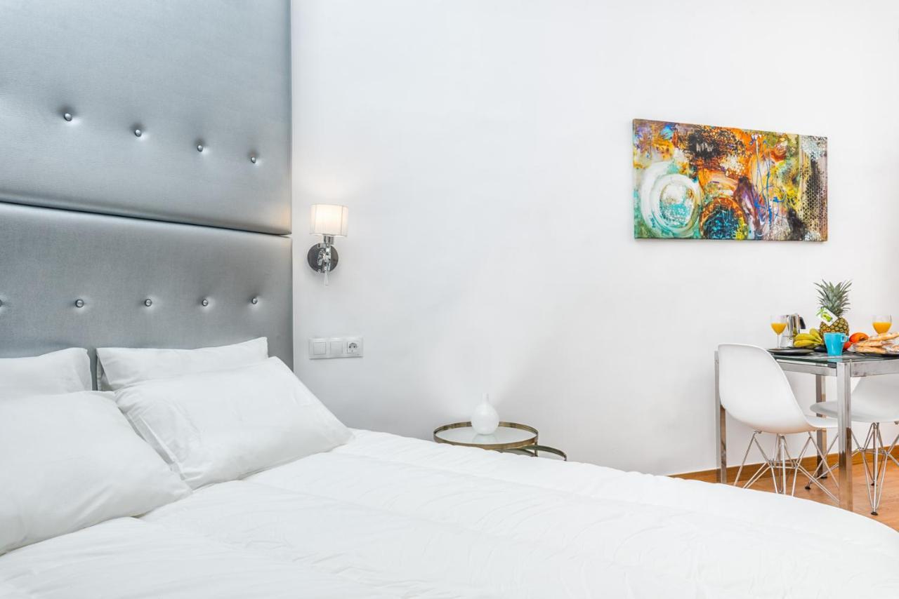 Apartamentos Bolsa Larios Malaga Exterior photo