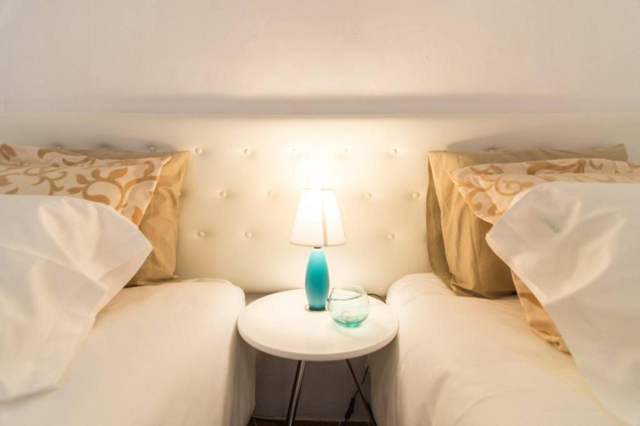 Apartamentos Bolsa Larios Malaga Exterior photo