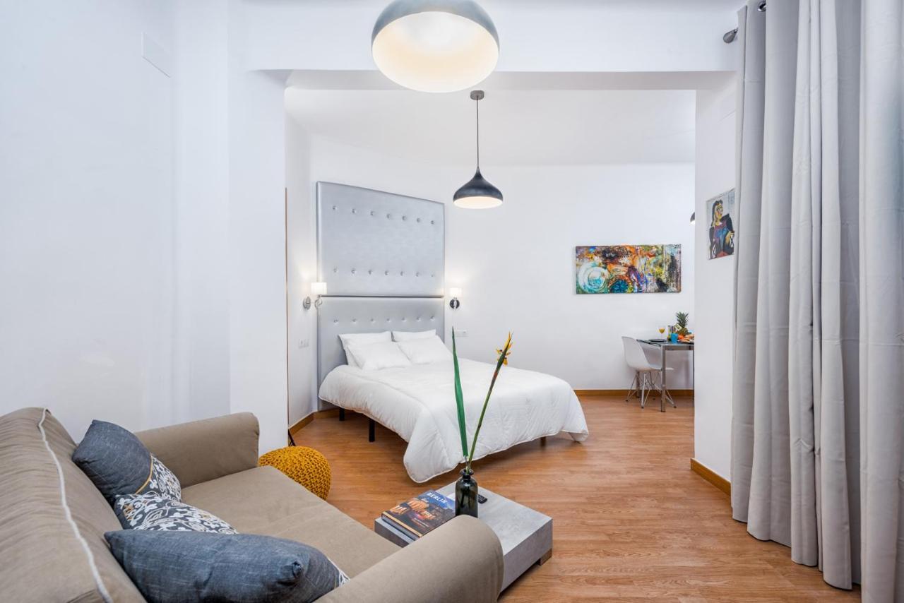 Apartamentos Bolsa Larios Malaga Exterior photo
